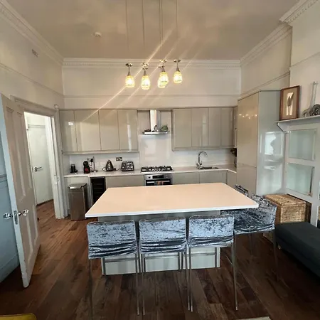 Stunning Holland Park- Sleeps 6 Apartment London Exterior photo
